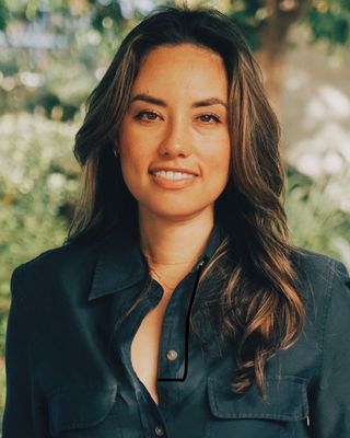 Photo of Megan Auron, Marriage & Family Therapist, LMFT
