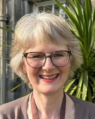 Photo of Liz Mackenzie - Manor House Therapies, Counsellor, MBACP Accred