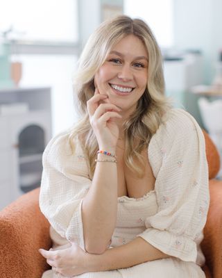 Photo of Dr. Alexus Martinez, Marriage & Family Therapist, PhD, LMFT, CST