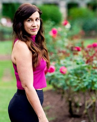Photo of Kae Elle Thigpen, Clinical Social Work/Therapist, MSW, LCSW