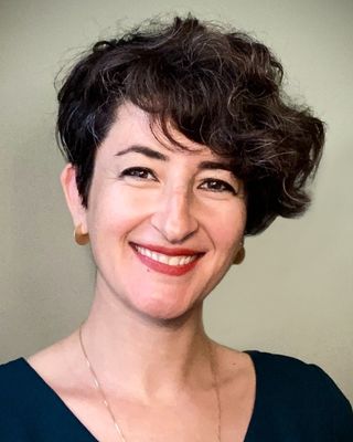 Photo of Mihaela Dirlea, Registered Social Worker, MSW, RSW