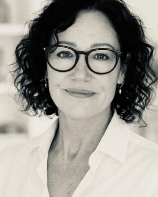 Photo of Kathy Scott, Psychotherapist, MA, MBACP