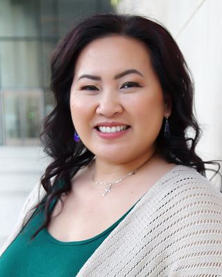 Photo of Milynne Ibarra Farrales, MA, LMFT, Marriage & Family Therapist