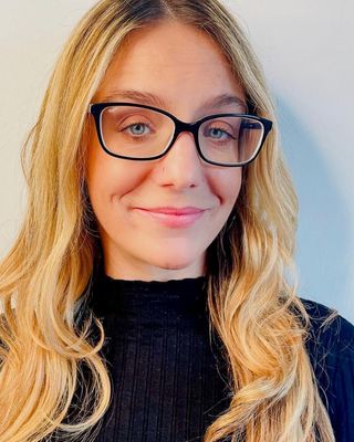 Photo of Emma Fitzsimons, Psychotherapist, NAPCP