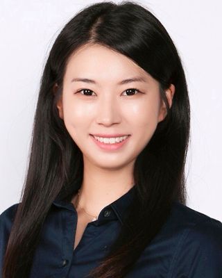 Photo of Minjee Son, Pre-Licensed Professional, MSW