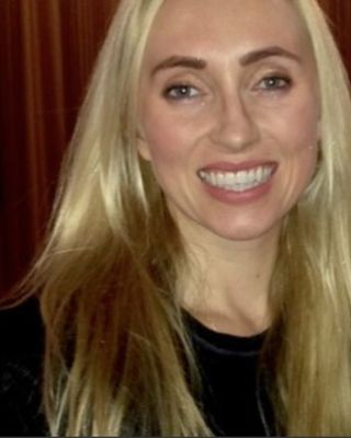 Photo of Lauren Carnine, Licensed Professional Clinical Counselor, LPCC