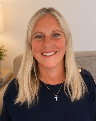 Photo of Sharon Worthington, Counsellor, MBACP