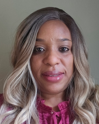 Photo of Tina Ezeh, Psychiatric Nurse Practitioner, PMHNP