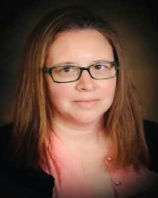 Photo of Heather Lampton, Psychologist, LP