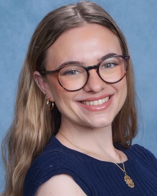 Photo of Joelle Gill, LMSW