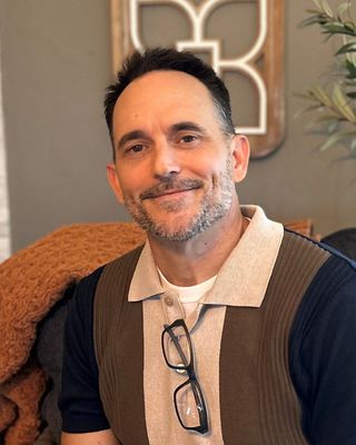 Photo of Robert L Hutchinson III, Marriage & Family Therapist, LMFT