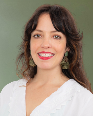 Photo of Tara Al Azzawi, Counsellor, MA, MBACP
