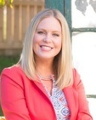 Photo of Casey Mills, Licensed Professional Counselor in Lake Saint Louis, MO