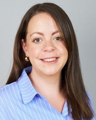 Photo of Dr Sarah Hilton, Psychologist, PsychD, HCPC - Clin. Psych.
