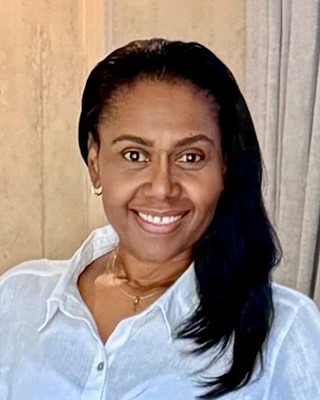 Photo of Yasmin Pineda, Marriage & Family Therapist, LMFT