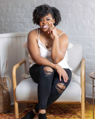Photo of Lavonda Handy, Marriage & Family Therapist, LMFT