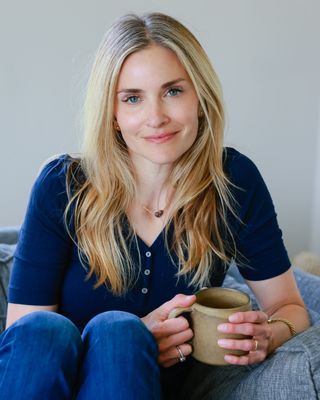 Photo of Wynter Warshaw, Marriage & Family Therapist, LMFTA