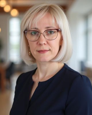 Photo of Natalie Velbovets, Registered Psychotherapist, MACP, RP