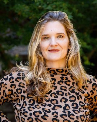 Photo of Julianne M Carroll, Marriage & Family Therapist, MA, LMFT, APCC