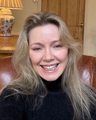 Photo of Dr Wendy Piatt, Psychotherapist, MBACP