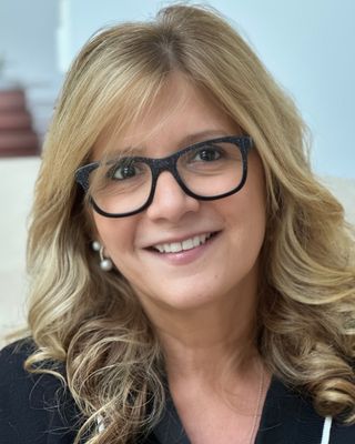 Photo of Mandi Simons - Mandi Simons Counselling & Psychotherapy Practice, Psychotherapist, MBACP