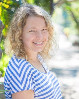 Photo of Tiffany Loomis, Registered Psychotherapist (Qualifying), MACP