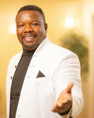 Photo of Willis Bengnwi, Registered Psychotherapist, RP, MA, PhD
