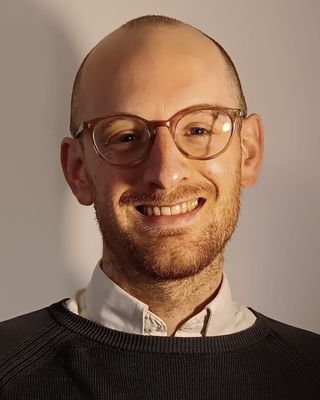 Photo of Zak Reeves, Psychotherapist, UKCP Trainee