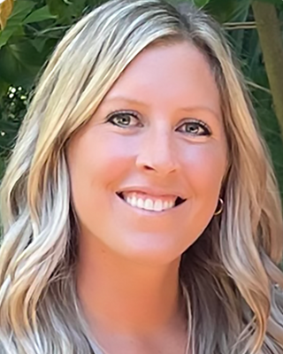 Photo of Casey Rindone, Marriage & Family Therapist, LMFT