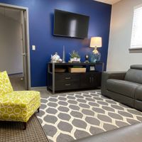 Gallery Photo of Group Therapy Room at 900 W Platt St Tampa, FL - Tampa Therapy & Wellness. Couples' Retreat and Group for Adults.