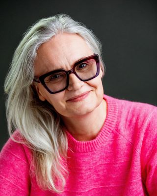 Photo of Grace Warwick, Psychotherapist, MSc, MBACP
