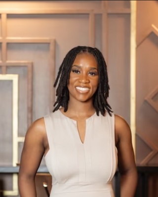 Photo of Alexis Ford, Licensed Mental Health Counselor, LMHC