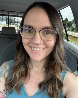 Photo of Laura Davis, Clinical Social Work/Therapist, MSW, LISW/S