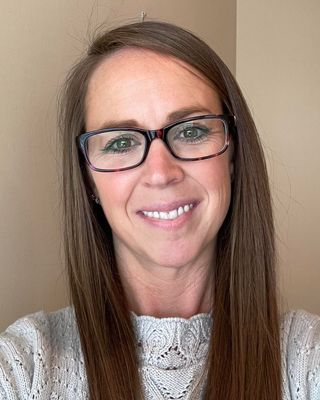Photo of Dr. Olivia O'Hare, Clinical Social Work/Therapist, DSW, LCSW, SAP, CCTP