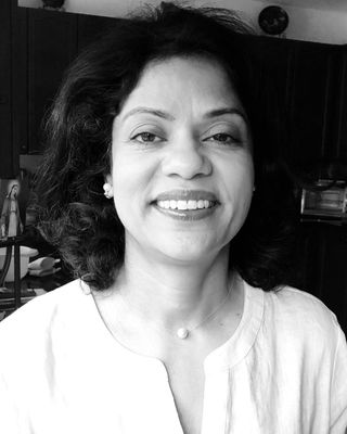 Photo of Regi Davis M., Registered Social Worker