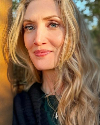 Photo of Karyn Pascoe, Marriage & Family Therapist, MA, LMFT