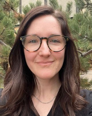 Photo of Em Lyver, Clinical Social Work/Therapist, LCSW