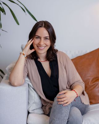 Photo of Margot Kahn, Marriage & Family Therapist, MA, LMFT, CPAT