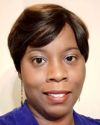 Photo of Lonye White, Clinical Social Work/Therapist, LISW