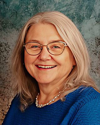Photo of Dawn M Adamson, Registered Psychotherapist, RN, RP, CMHPNc), CCTP