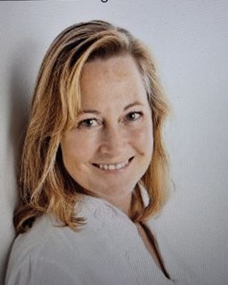 Photo of Alice Morgan, Psychotherapist, MBABCP