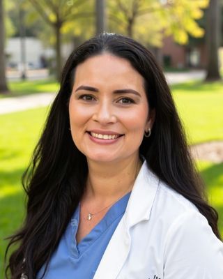 Photo of Nazly E Reyes, Psychiatric Nurse Practitioner, PMHNP