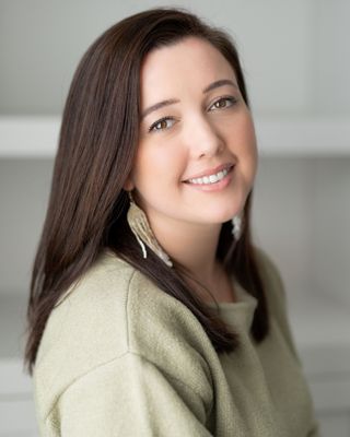 Photo of Brittany Vincze - Brittany Vincze Psychotherapy Services, Registered Social Worker, RSW, MSW, BA, BSW