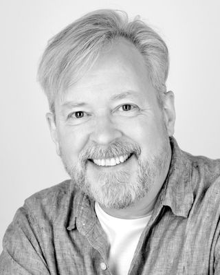 Photo of Stefan Jurgens, Registered Psychotherapist (Qualifying), MLIS, MACP
