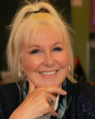 Photo of Alison Curtis, Counsellor, PNCPS Acc.