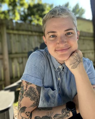 Photo of Carlin Henderson, Clinical Social Work/Therapist, LCSW