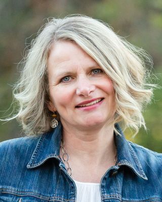 Photo of Dr. Karen Colburne, Psychologist, PhD, RPsych