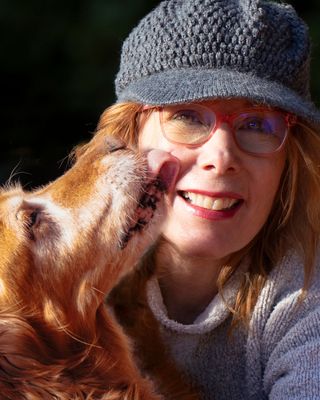 Photo of Cyndra Robbins, Marriage & Family Therapist, MA, LMFT