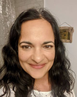 Photo of Anisha Charania, Counsellor, MBACP