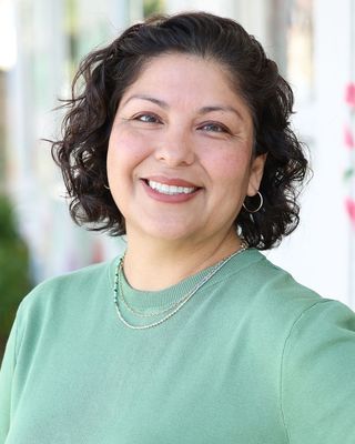 Photo of Marlen Jimenez, Clinical Social Work/Therapist, LCSW